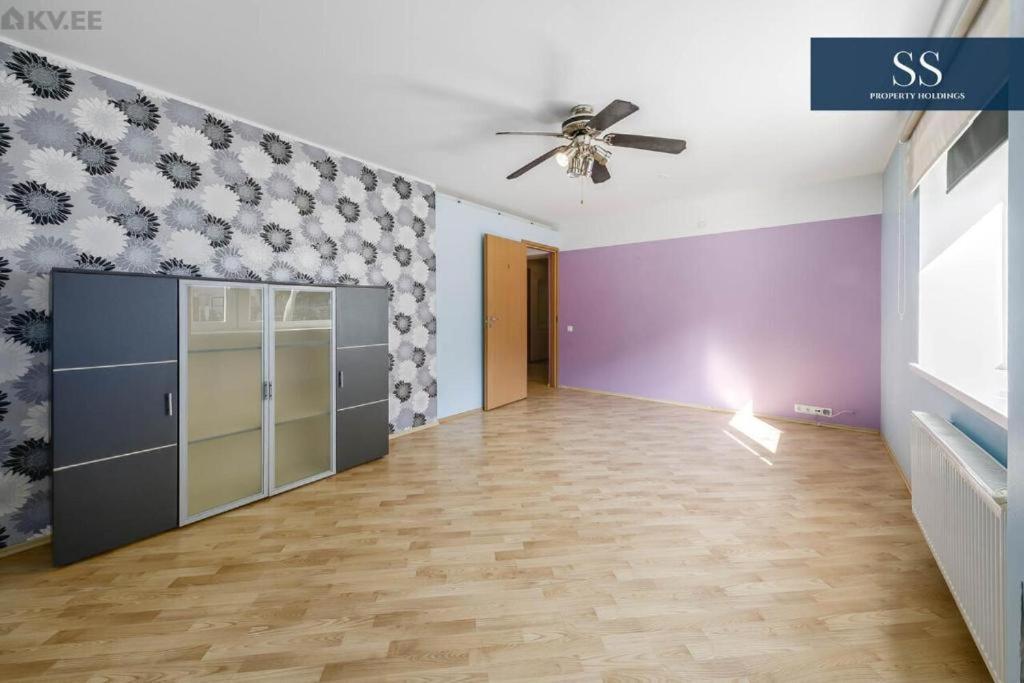Bright Apartment Near Bus Statioon Tallinn Luaran gambar
