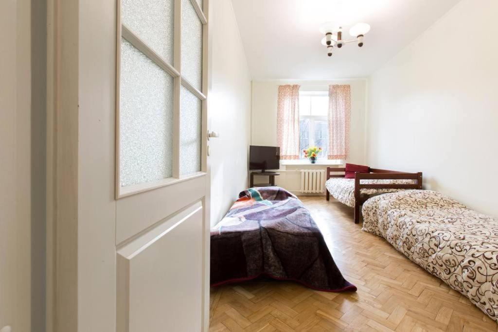 Bright Apartment Near Bus Statioon Tallinn Luaran gambar
